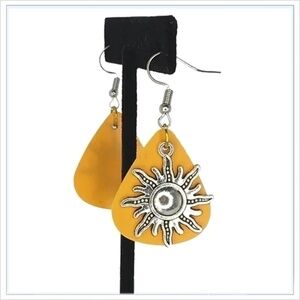 HAND Crafted 𝅺Earrings Repurposed Guitar Picks Sunburst Pendant Charms